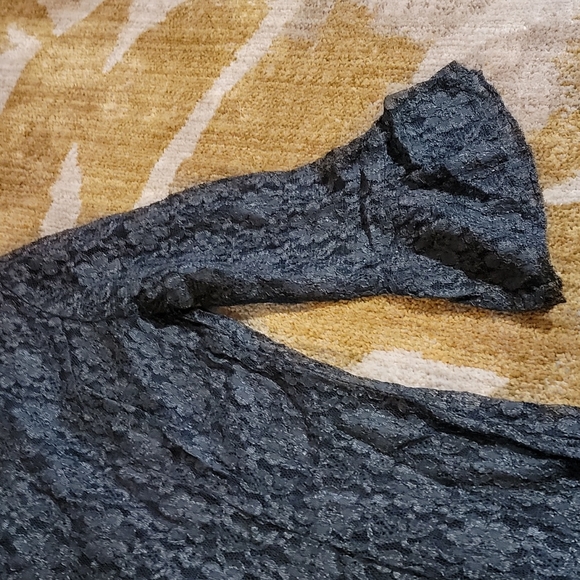 Vintage Blue Lace Dress - Picture 4 of 11